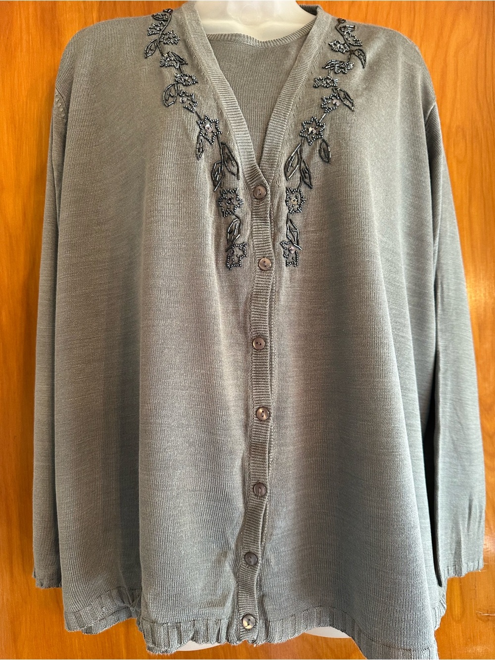Diane Gilman 2X 100% Silk Beaded Cardigan & Shell Set Gray